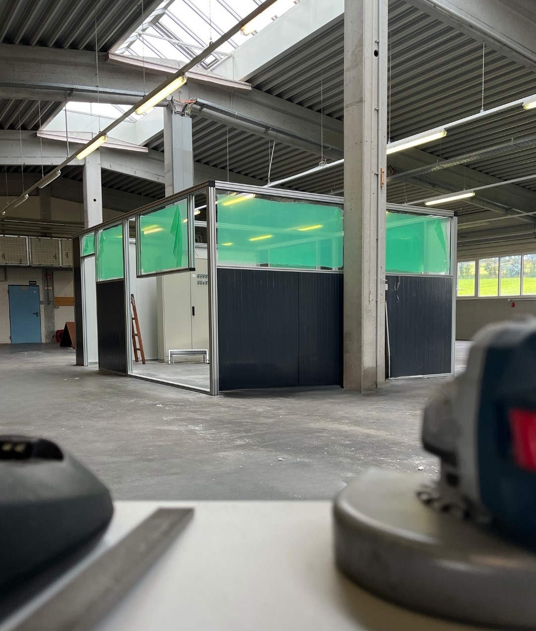Der "CUBE" nimmt Gestalt an.